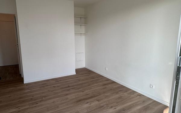 Appartement à louer    2 pièces • 40,50 m2 Corbeil-Essonnes