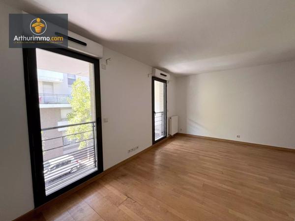 Location                                                      Appartement
                        
                     1 pièces                      24 m2                     à Ermont