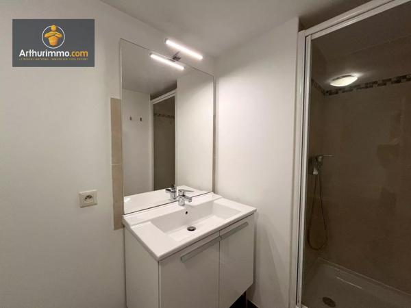Location                                                      Appartement
                        
                     1 pièces                      24 m2                     à Ermont