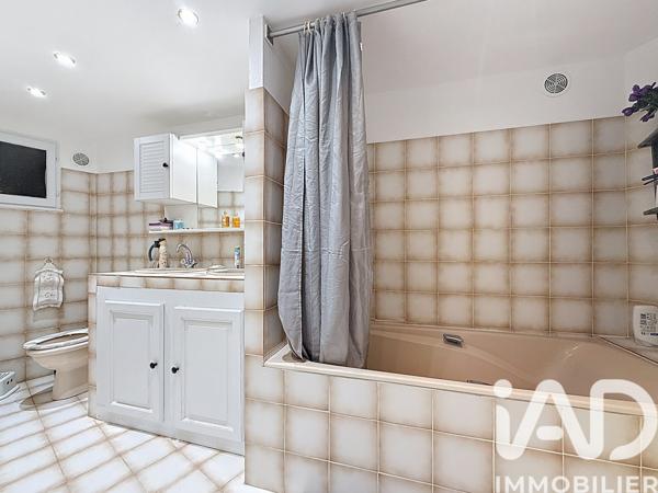 Maison à vendre 5 pièces 155 m² Peymeinade