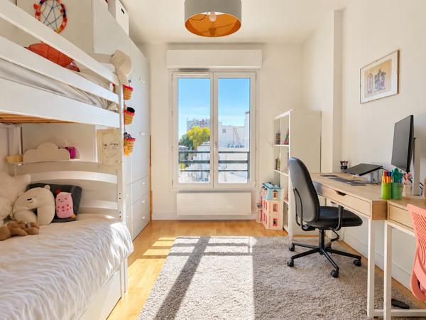 Magnifique appartement familial 4 pièces avec extérieurs – Quartier des Écrivains