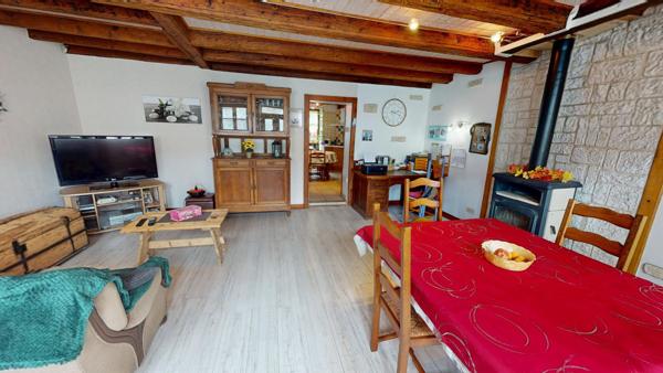 Maison Neuville Sur Ain 5 pièce(s) 101 m2