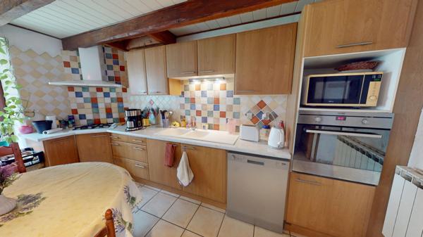 Maison Neuville Sur Ain 5 pièce(s) 101 m2