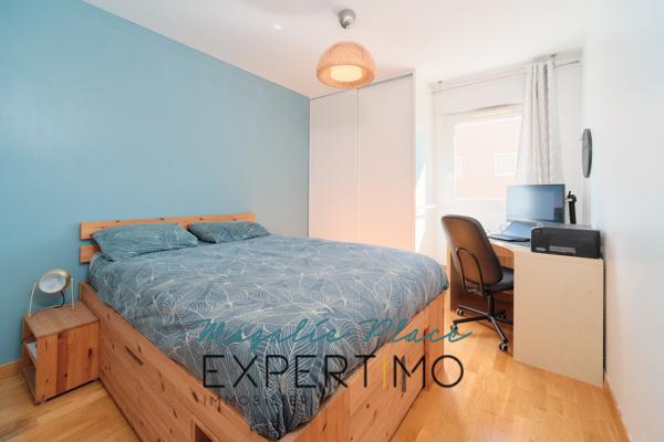 Appartement en vente à Saint-Genis-Laval avec PLACE MAGALIE EXPERTIMO