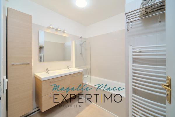 Appartement en vente à Saint-Genis-Laval avec PLACE MAGALIE EXPERTIMO