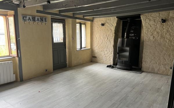 Maison à vendre    2 pièces • 47,18 m2 Saint-Laurent-sur-Gorre
