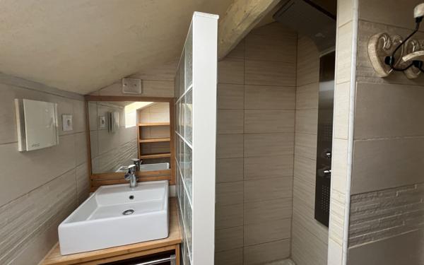 Maison à vendre    2 pièces • 47,18 m2 Saint-Laurent-sur-Gorre