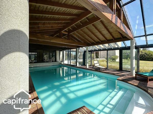 Propriété 12 pièces proche de THOUARS (79) un lieu d’exception.