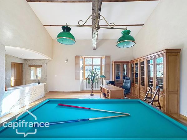 Propriété 12 pièces proche de THOUARS (79) un lieu d’exception.