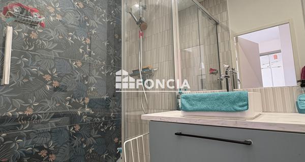 Location Studio meublé 33.7 m² - Toulon 83000