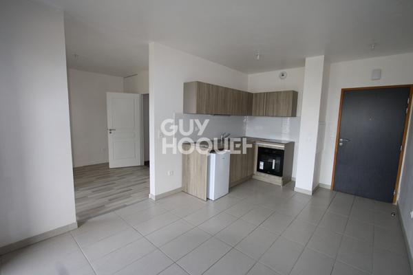 LOCATION d'un appartement de 2 pièces (31 m²) à FLEURY LES AUBRAIS
