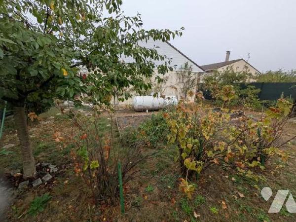 À vendre : charmante maison individuelle de plain-pied sur sous-sol complet, idéalement située ...
