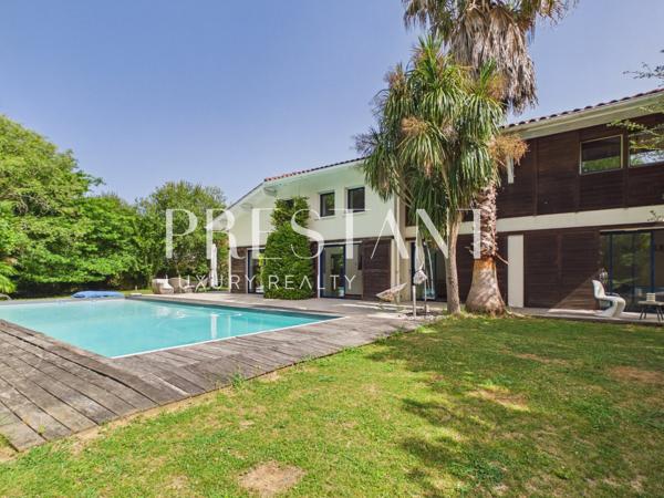 Maison d’Architecte au Calme, Piscine et jardin arboré., SAINT MARTIN DE SEIGNANX