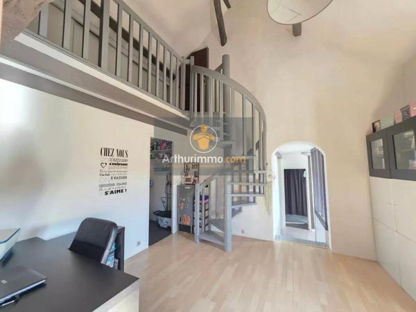 Vente                                                      Maison de village
                        
                     4 pièces                      125 m2                     à Sarcelles