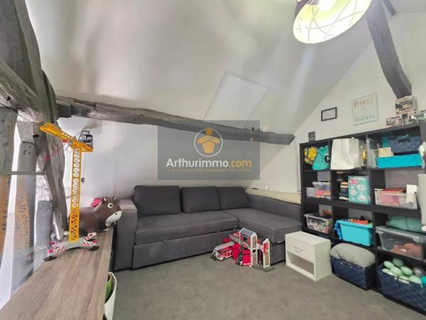 Vente                                                      Maison de village
                        
                     4 pièces                      125 m2                     à Sarcelles