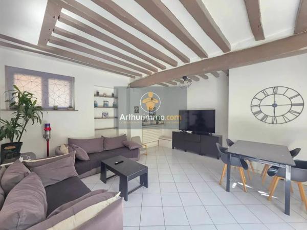 Vente                                                      Maison de village
                        
                     4 pièces                      125 m2                     à Sarcelles