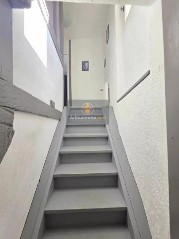 Vente                                                      Maison de village
                        
                     4 pièces                      125 m2                     à Sarcelles