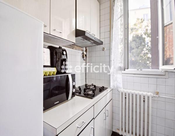 Appartement
         2 pièces
        - 34 m² Exclusivité 228 000 € *