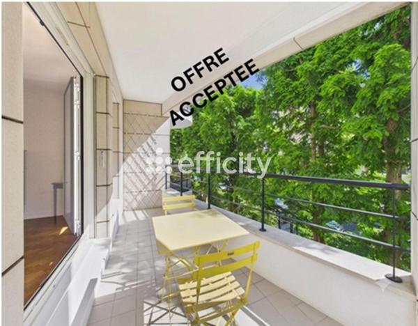 Appartement
         2 pièces
        - 34 m² Exclusivité 228 000 € *