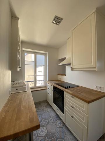 APPARTEMENT T2 AVEC PARKING ET CAVE – TROYES