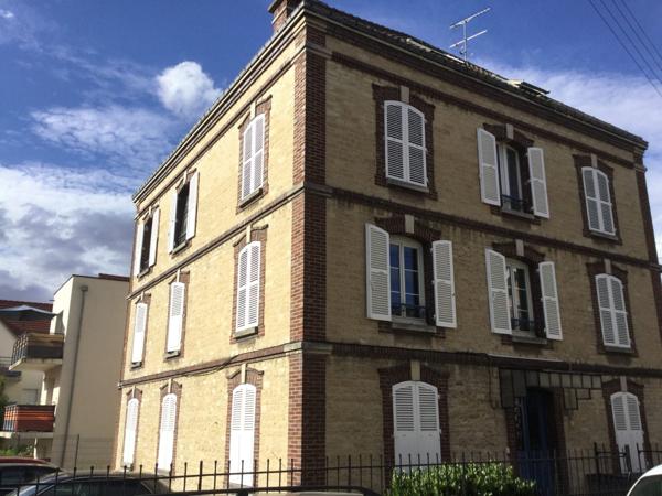 APPARTEMENT T2 AVEC PARKING ET CAVE – TROYES