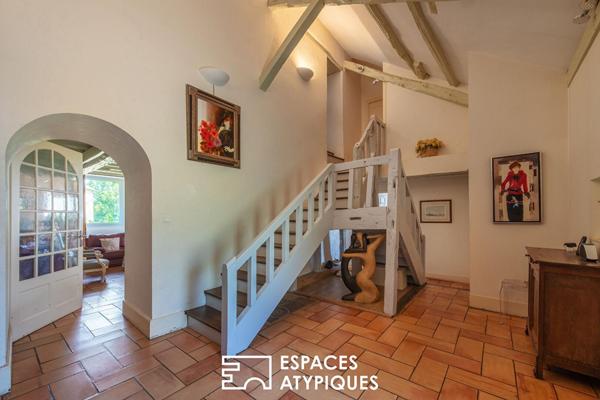 Maison familiale de caractère , avec vue et vaste jardin