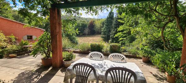 Très beau mas catalan avec terrain et piscine