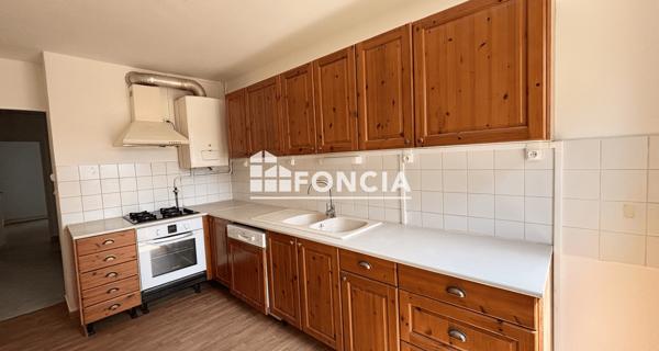 Location Appartement 5 pièces 92.56 m² - Bois-d'arcy 78390