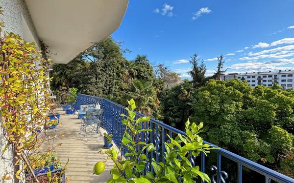 Appartement à vendre    3 pièces • 87,31 m2 Pau