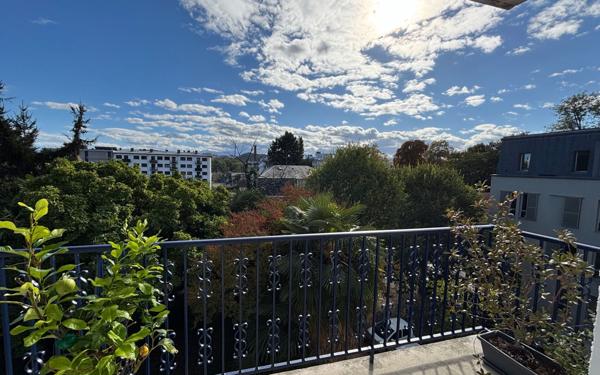 Appartement à vendre    3 pièces • 87,31 m2 Pau