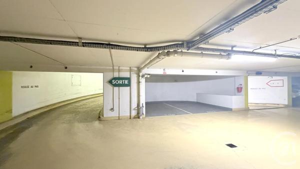 Parking à vendre  14,79 m 2   PARIS  - 75005