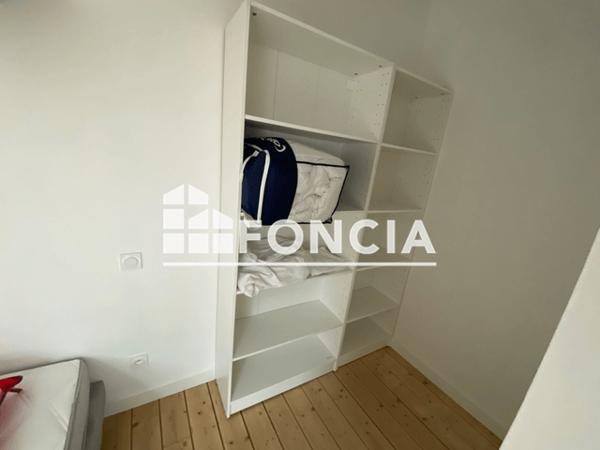 Location Studio meublé 27.41 m² - 34 BIS AVENUE GAL DE GAULLE Agen 47000
