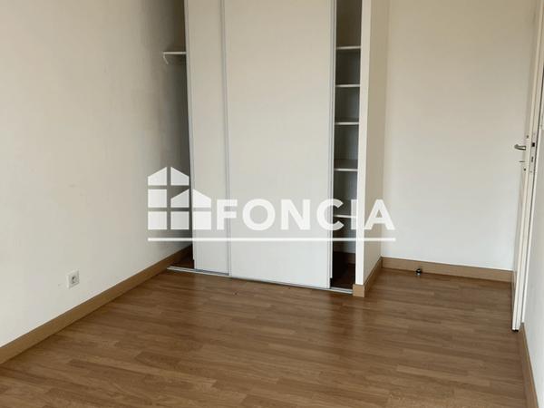 Location Appartement 3 pièces 67.4 m² - 9 RUE DES PRES FAUCHER Niort 79000