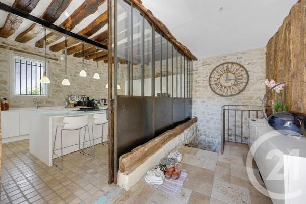 Maison à vendre  8 pièces - 217,95 m 2   BAGNEUX  - 92