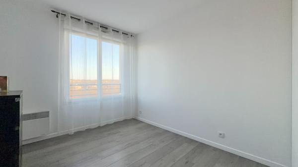 Appartement Corbeil Essonnes 3 pièce(s) 66 m2