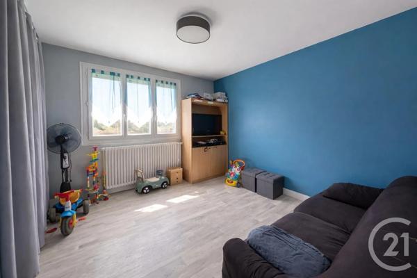 Maison à vendre  6 pièces - 99,05 m 2   NOGENT LE ROI  - 28