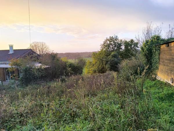 TERRAIN A BATIR AVEC CU ET VUE DEGAGEE