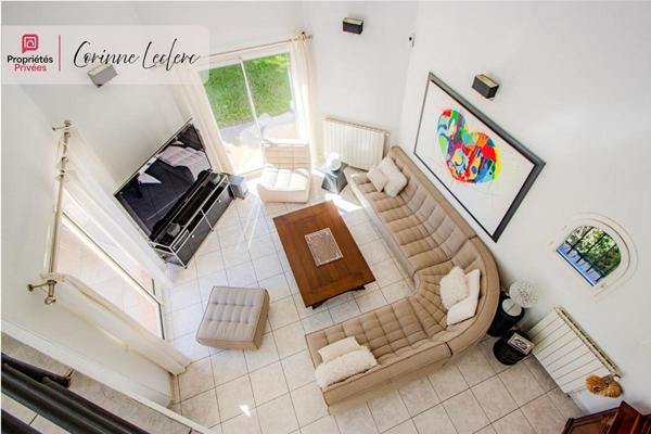 VILLA DE PRESTIGE EN EXCLUSIVITE A SIGEAN-188M2