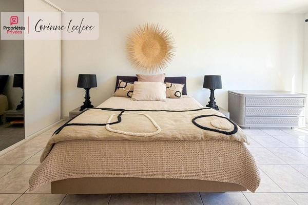VILLA DE PRESTIGE EN EXCLUSIVITE A SIGEAN-188M2