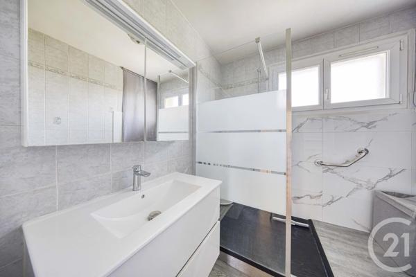 Maison à vendre  5 pièces - 82,72 m 2   VIGNEUX SUR SEINE  - 91