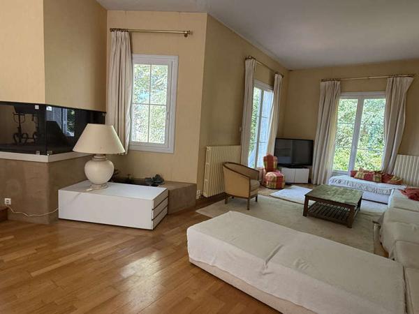 MOUILLERON LE CAPTIF / Vente Maison 5 Pièces 170 m²