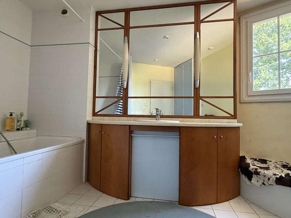 MOUILLERON LE CAPTIF / Vente Maison 5 Pièces 170 m²