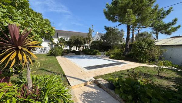 SAINT-PIERRE-QUIBERON - Vente propriété exceptionnelle de 300 m² avec piscine, étang et très grand terrain
