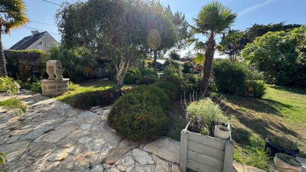 SAINT-PIERRE-QUIBERON - Vente propriété exceptionnelle de 300 m² avec piscine, étang et très grand terrain
