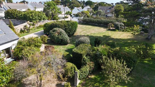 SAINT-PIERRE-QUIBERON - Vente propriété exceptionnelle de 300 m² avec piscine, étang et très grand terrain