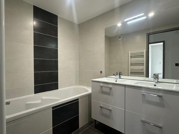 Appartement T3 de 67m² en rez de jardin d'une copropriété de 2020 Villefranche-sur-Saône (69400)