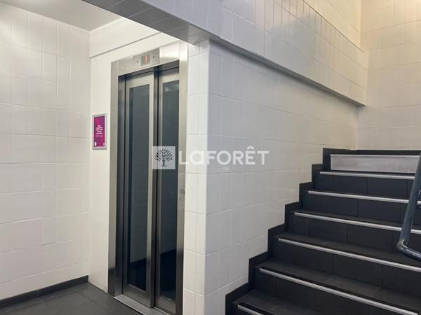 Achat parking / box Paris 01 - 50 000 €