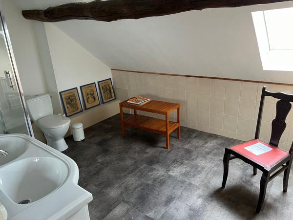 Couleuvre – Maison individuelle sur 5,13 hectares de terrain privé, entourée par la nature et le calme Couleuvre (03320)