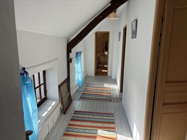 Couleuvre – Maison individuelle sur 5,13 hectares de terrain privé, entourée par la nature et le calme Couleuvre (03320)