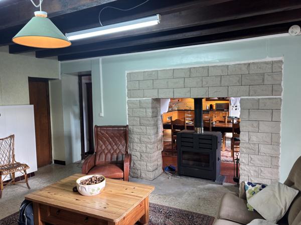 Couleuvre – Maison individuelle sur 5,13 hectares de terrain privé, entourée par la nature et le calme Couleuvre (03320)